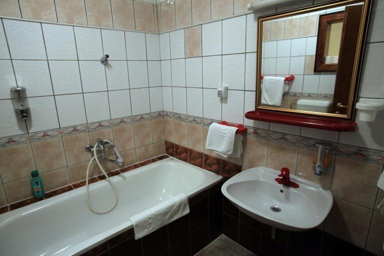 Hotel Dunav Sremski Karlovci Camera foto