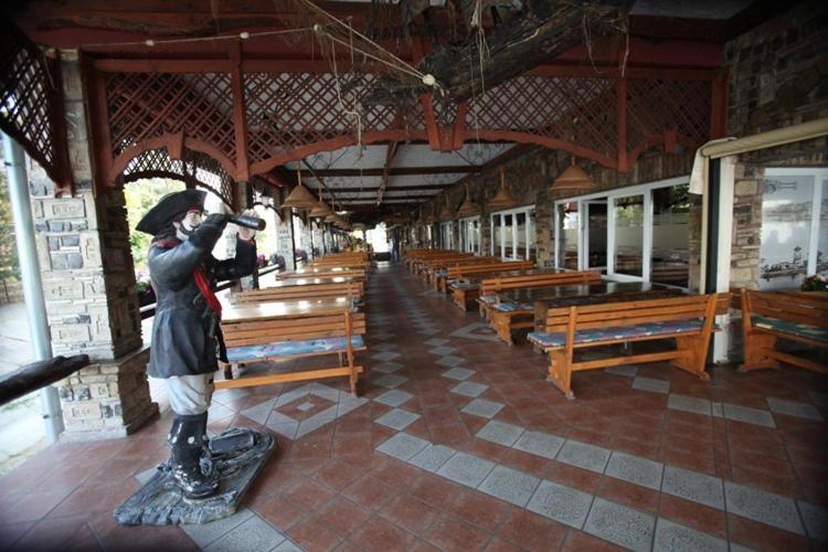 Hotel Dunav Sremski Karlovci Esterno foto